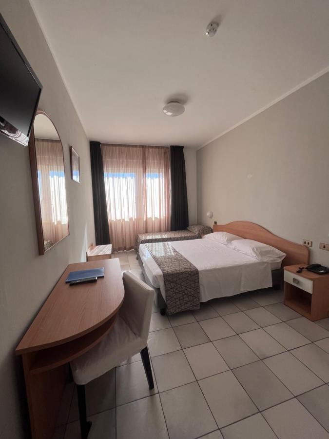 Hotel Letizia Follonica Exteriér fotografie