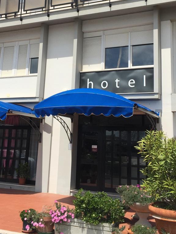 Hotel Letizia Follonica Exteriér fotografie
